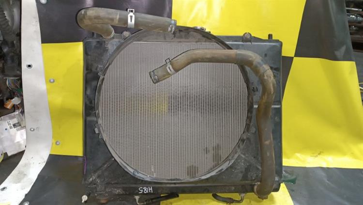 Радиатор основной Мицубиси Паджеро в Сызрани 105204