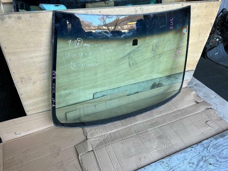 Лобовое стекло Хонда Цивик в Сызрани 236512